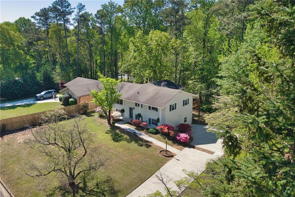 1995 Calvary Hill Court SW