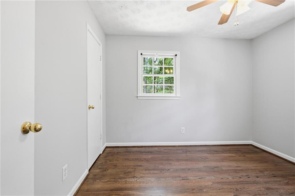 1995 Calvary Hill Court SW