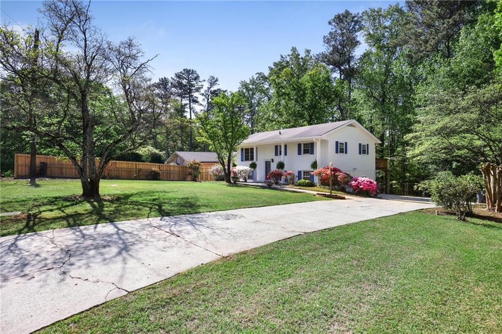 1995 Calvary Hill Court SW