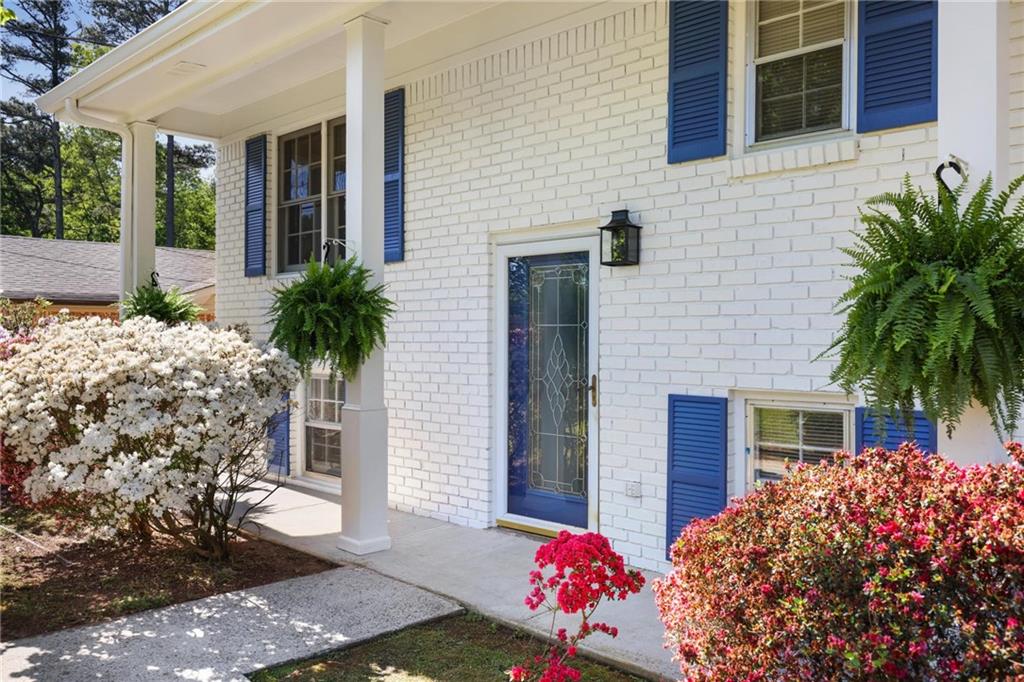 1995 Calvary Hill Court SW