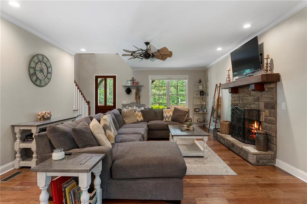 230 Mcarthur Drive
