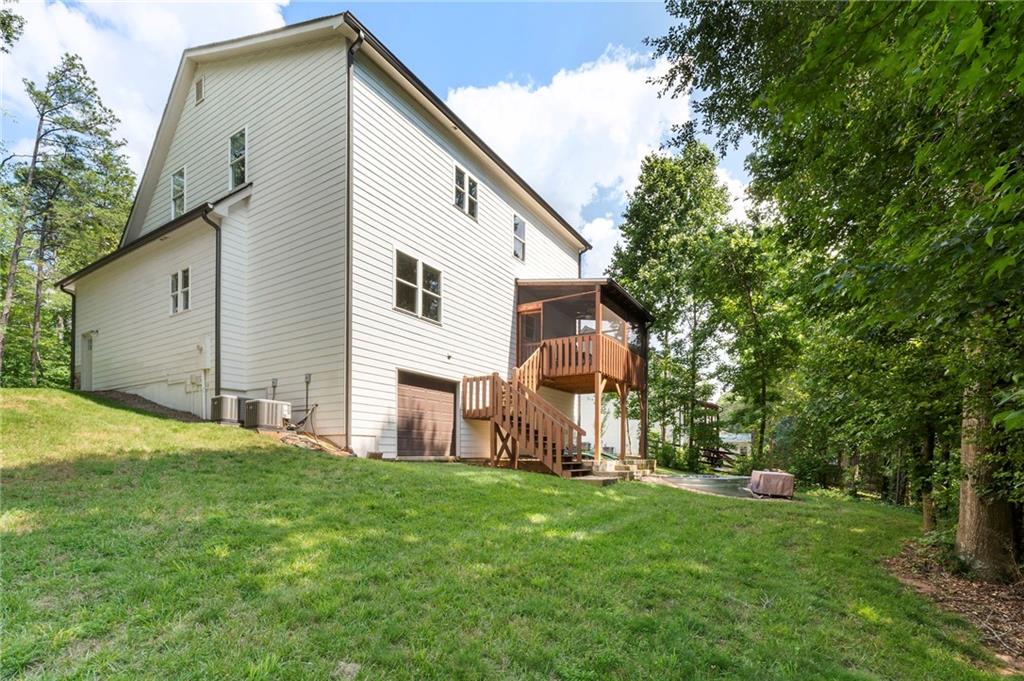 230 Mcarthur Drive