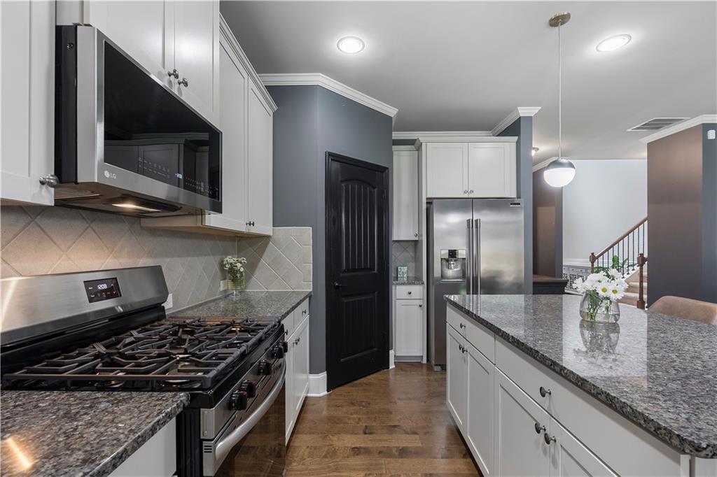 46 Oak Mill Terrace