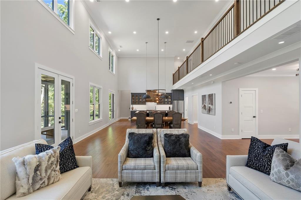 3394 Robinson Road