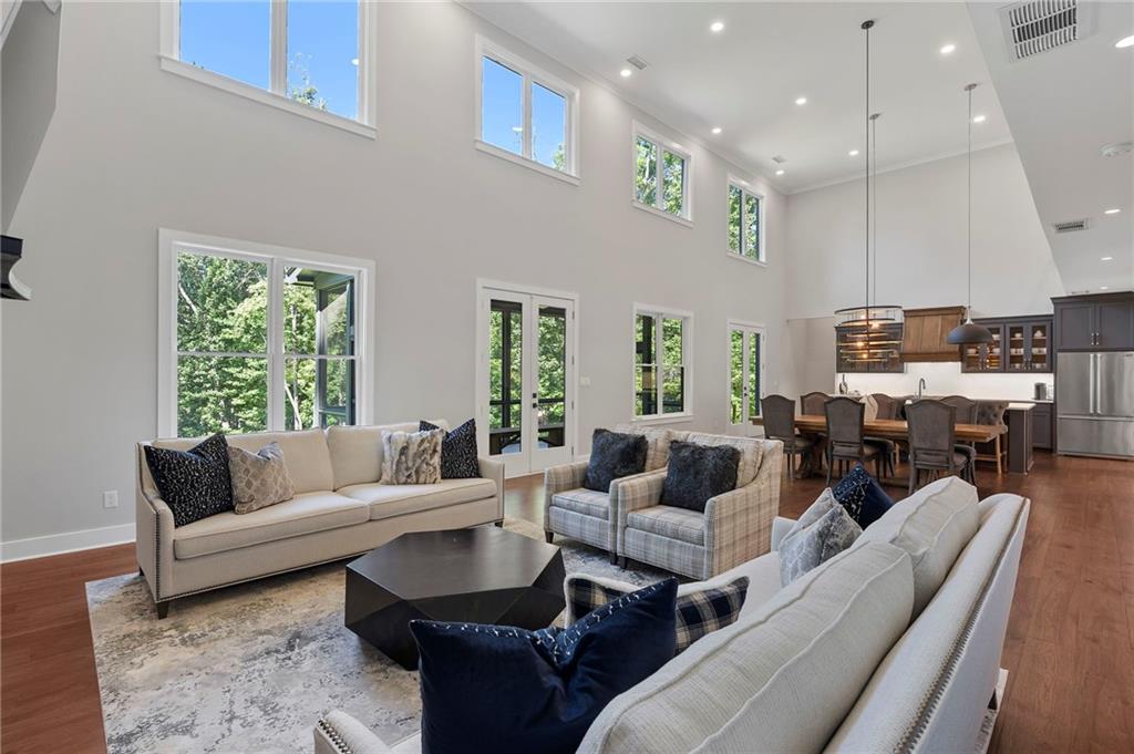 3394 Robinson Road