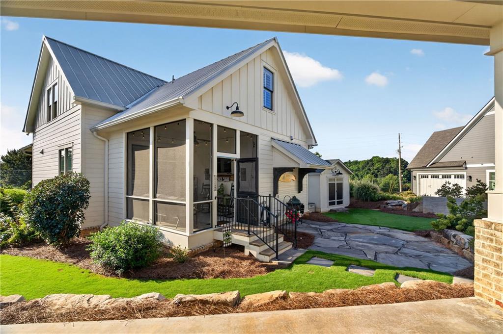 4112 Beverly Place