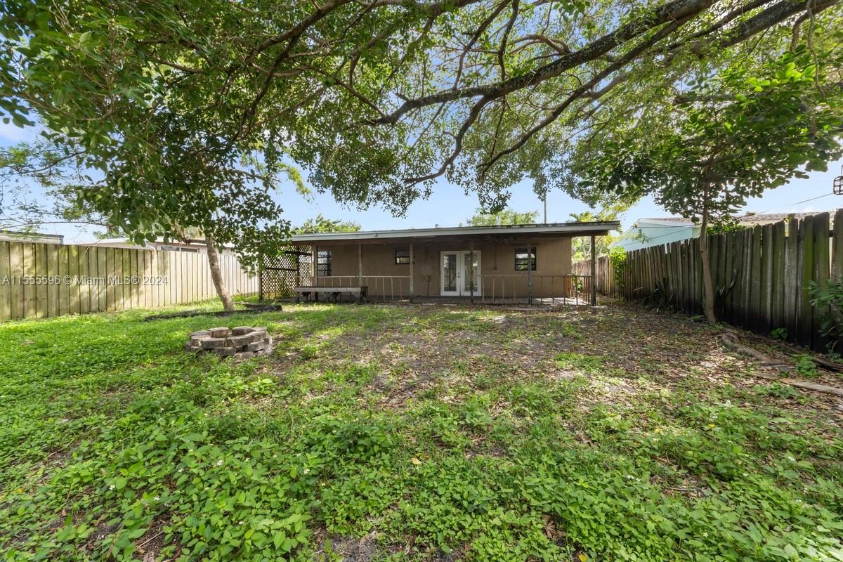 301 NW 51st St