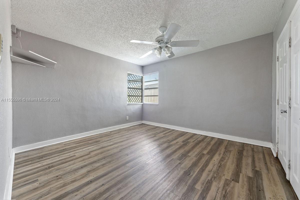 301 NW 51st St