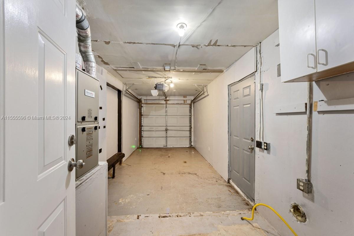 301 NW 51st St