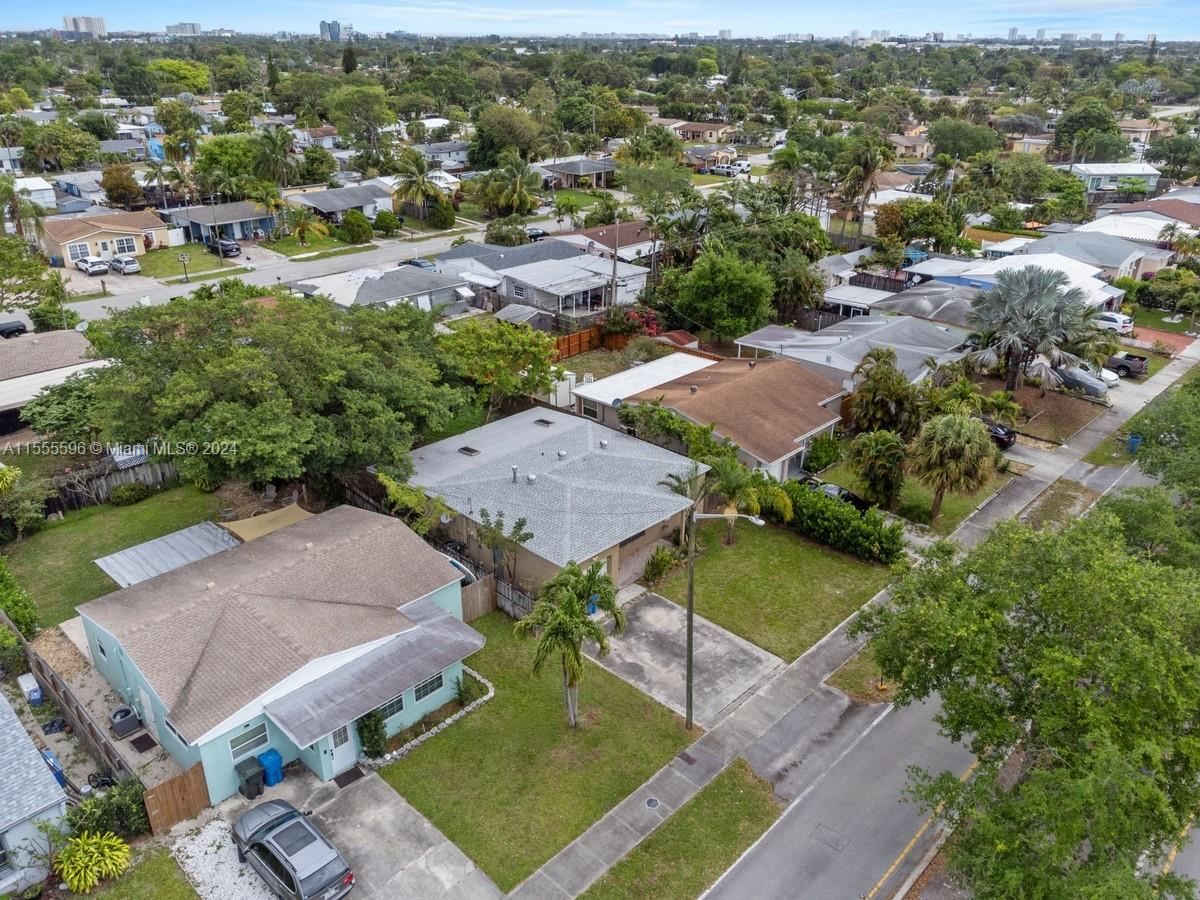 301 NW 51st St