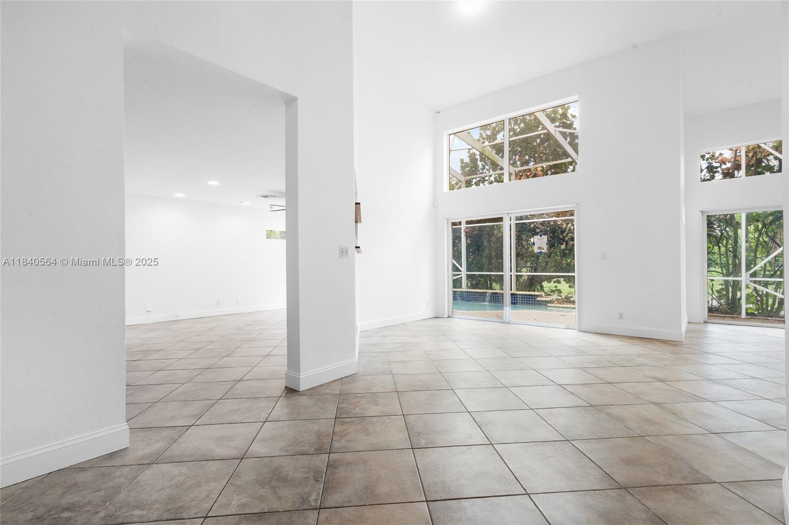 5919 NW 59th Ave