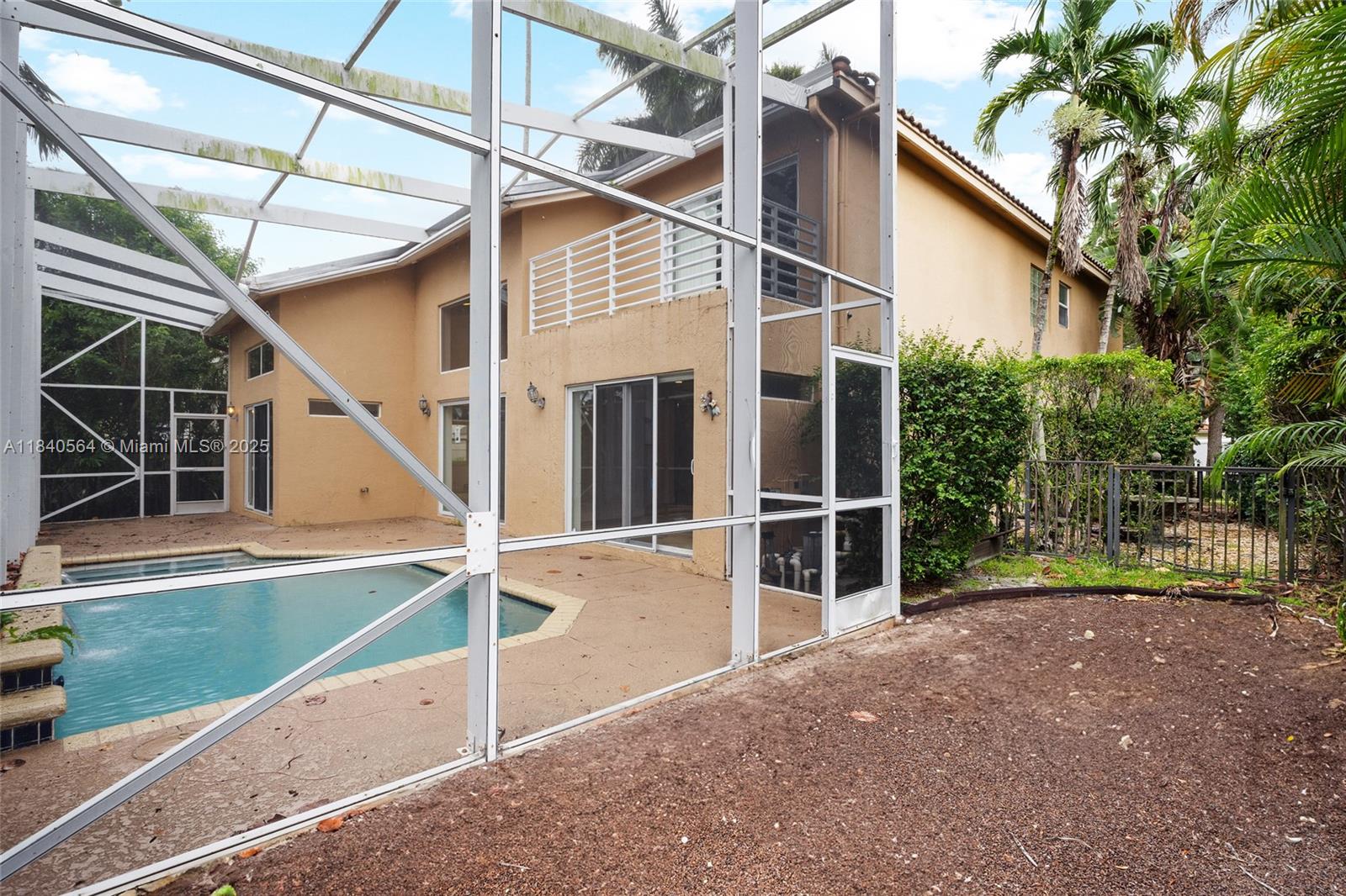 5919 NW 59th Ave
