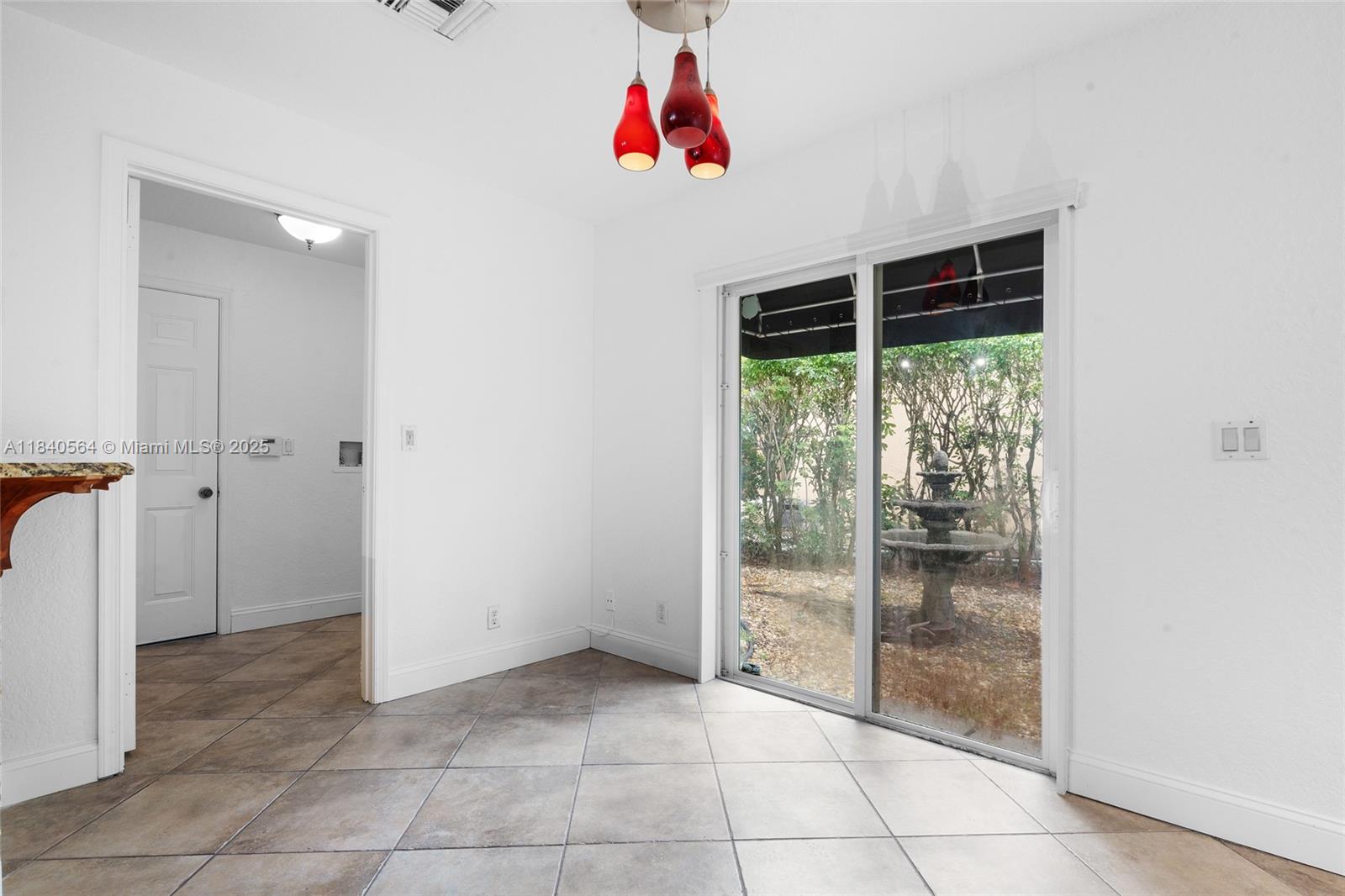 5919 NW 59th Ave
