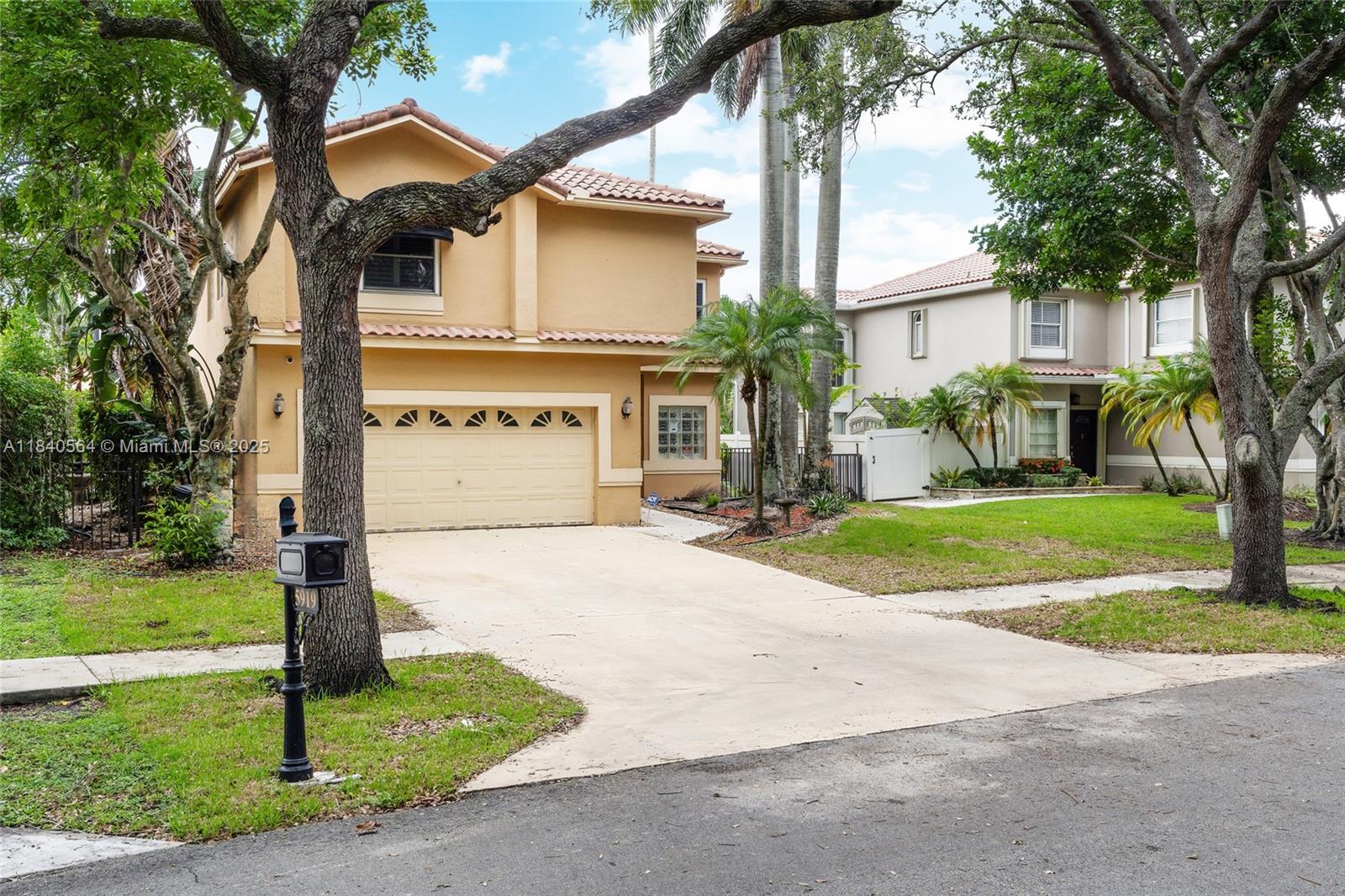 5919 NW 59th Ave