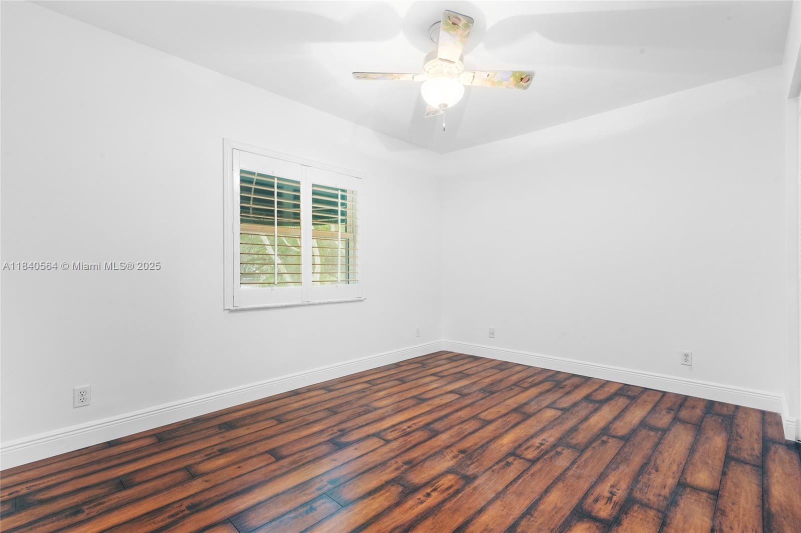 5919 NW 59th Ave
