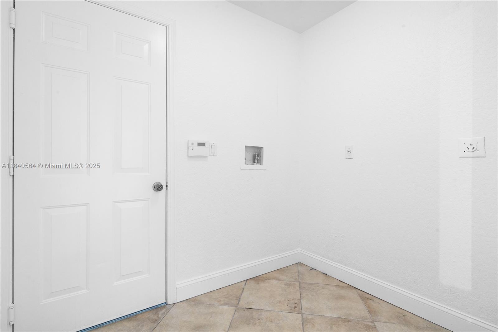 5919 NW 59th Ave