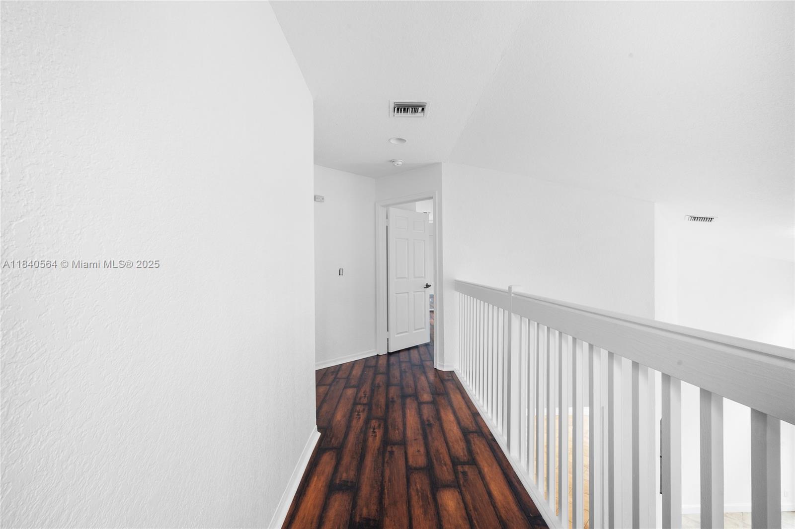 5919 NW 59th Ave