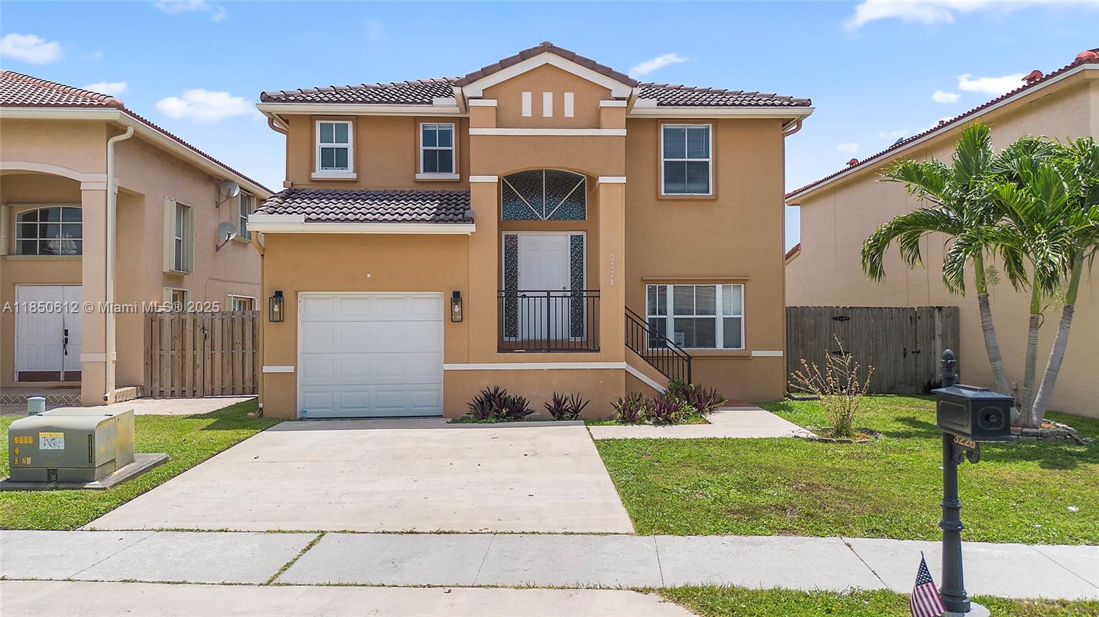 3226 W Buena Vista Dr