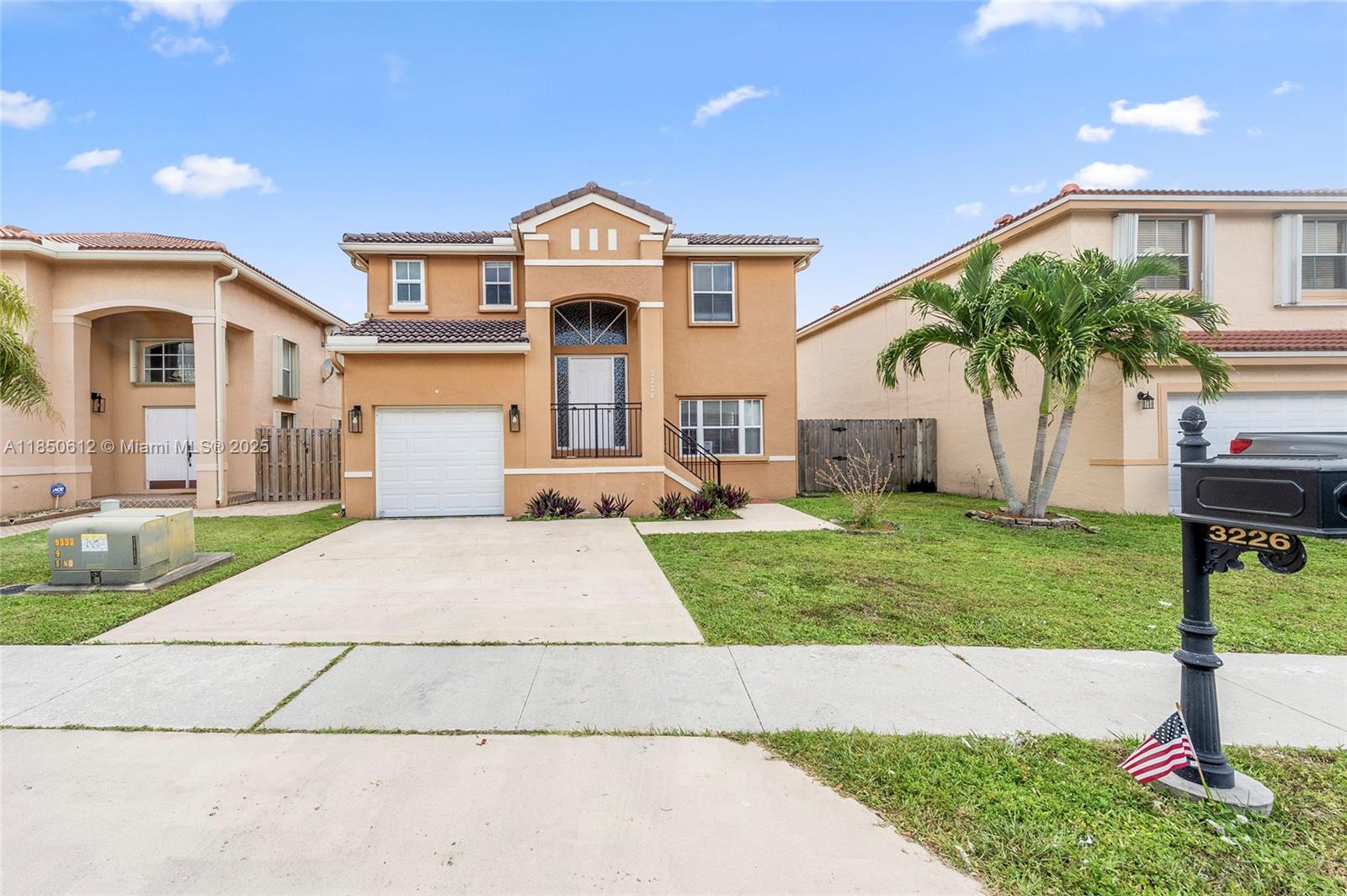 3226 W Buena Vista Dr