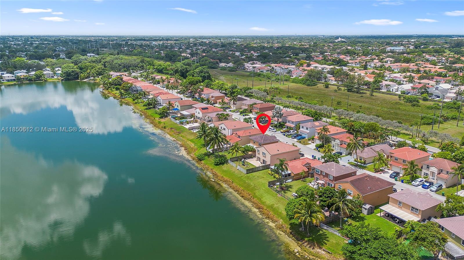 3226 W Buena Vista Dr