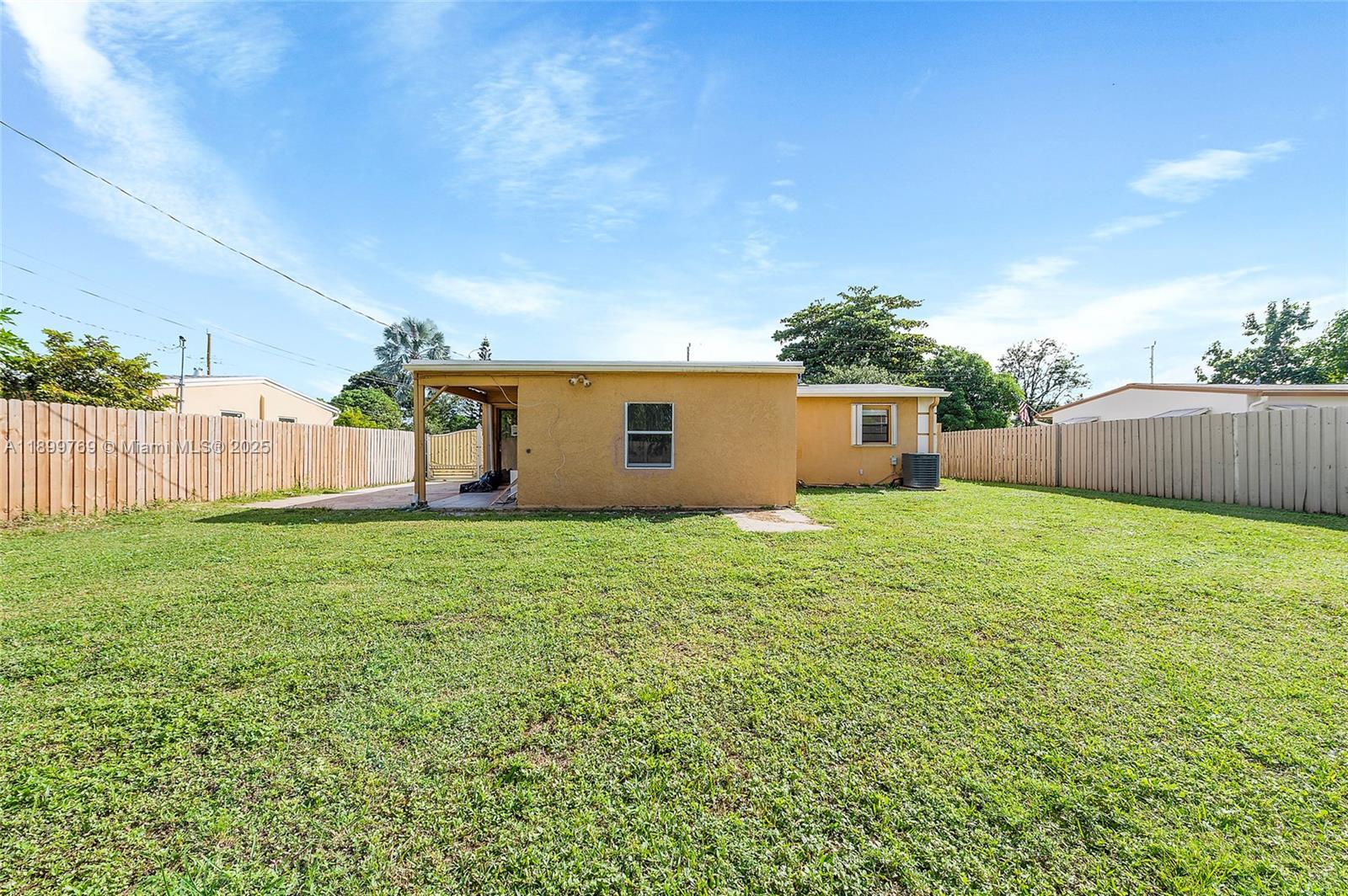 2545 NW 59th Ave