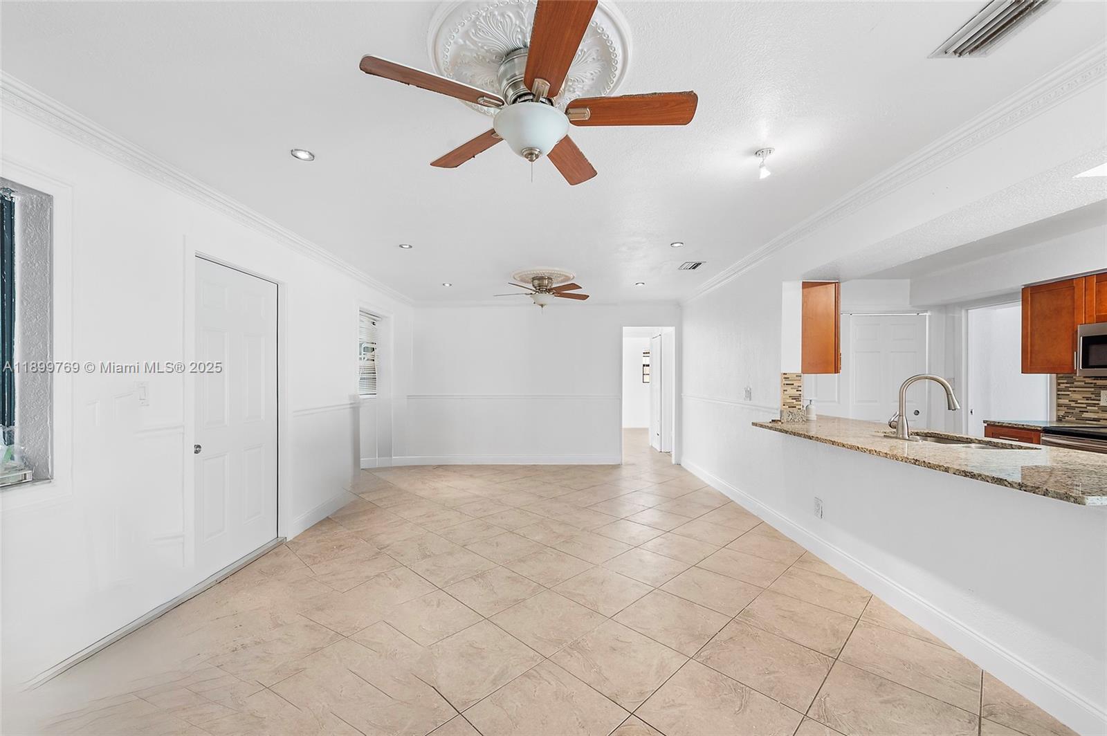 2545 NW 59th Ave