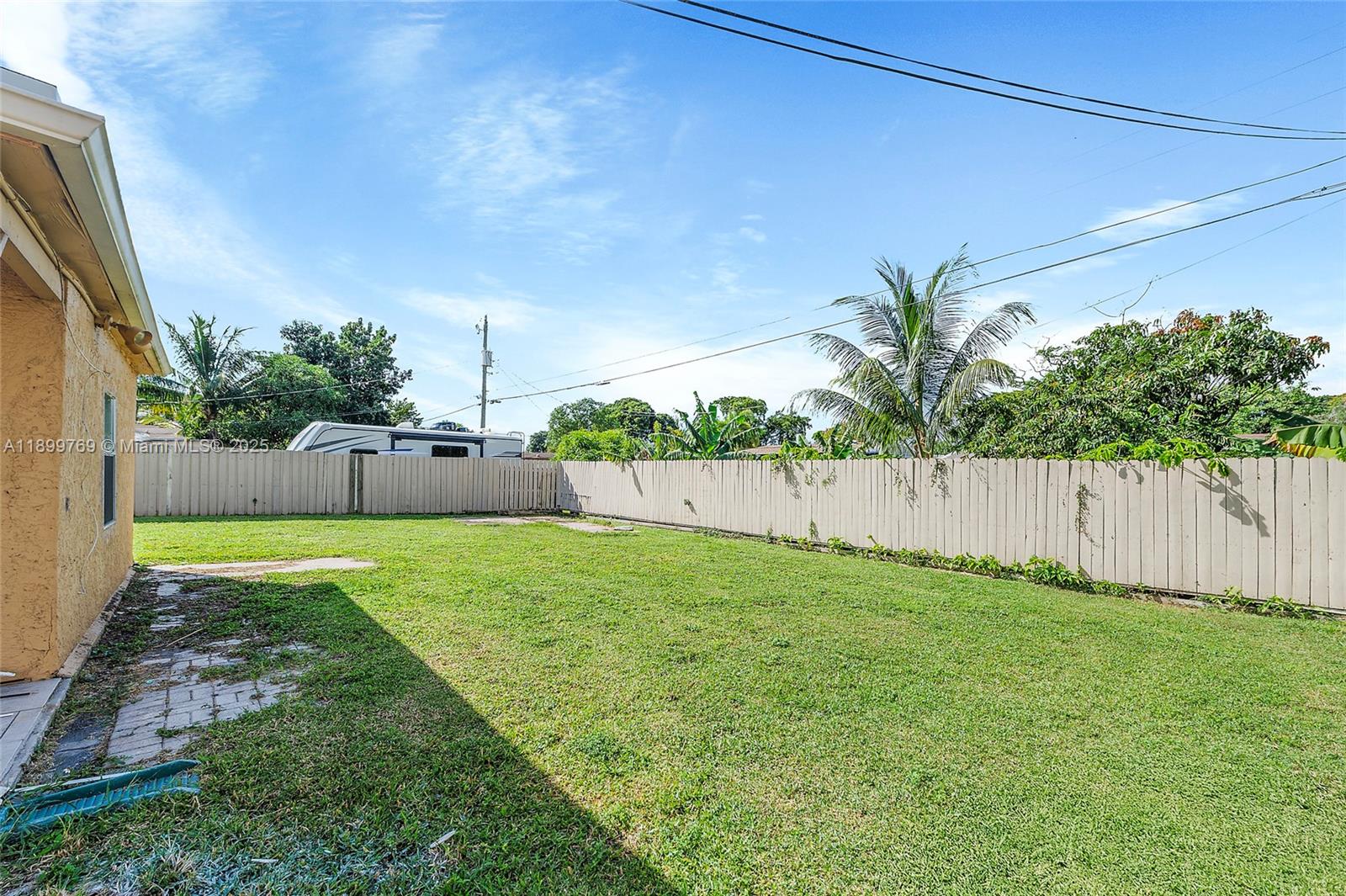 2545 NW 59th Ave
