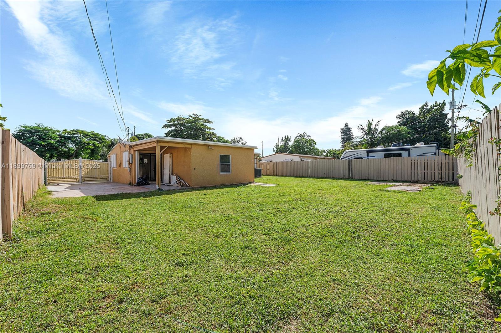 2545 NW 59th Ave