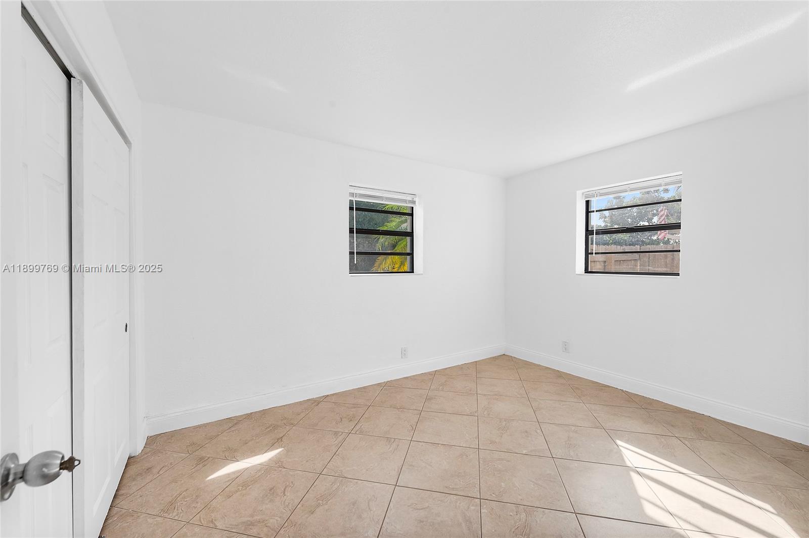 2545 NW 59th Ave