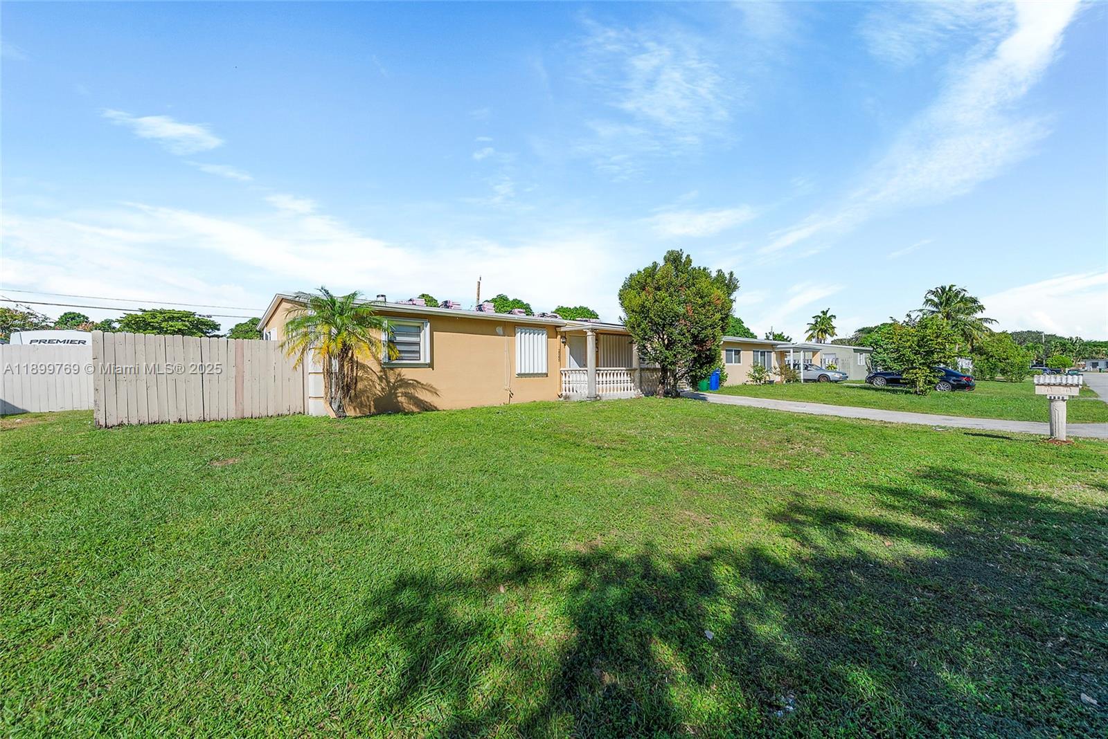 2545 NW 59th Ave