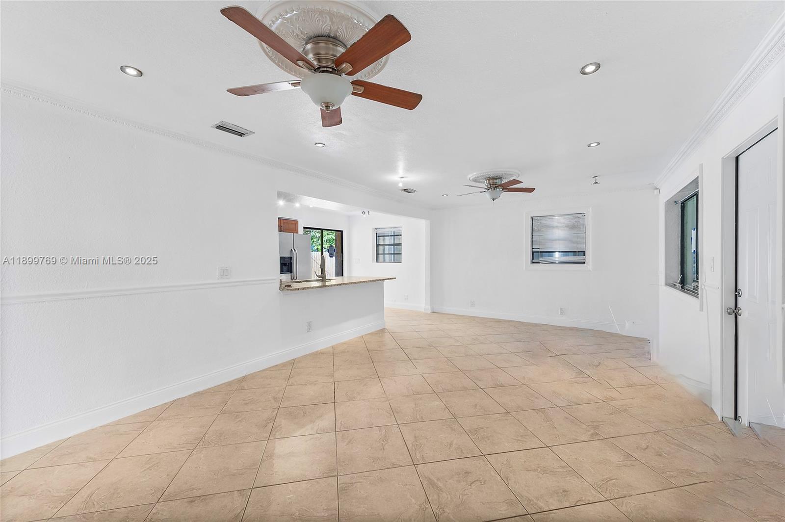 2545 NW 59th Ave