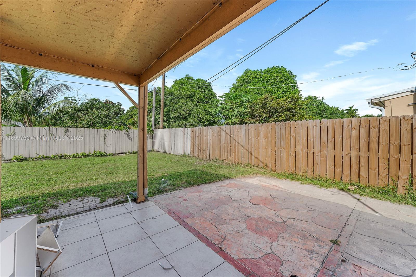 2545 NW 59th Ave