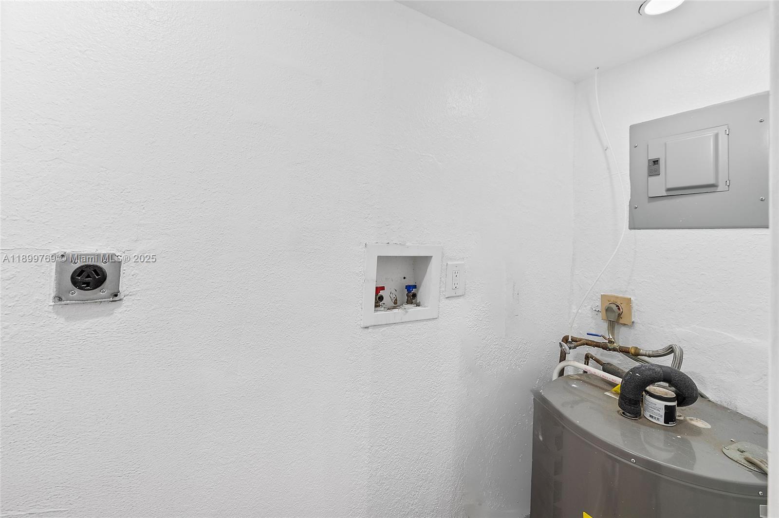 2545 NW 59th Ave