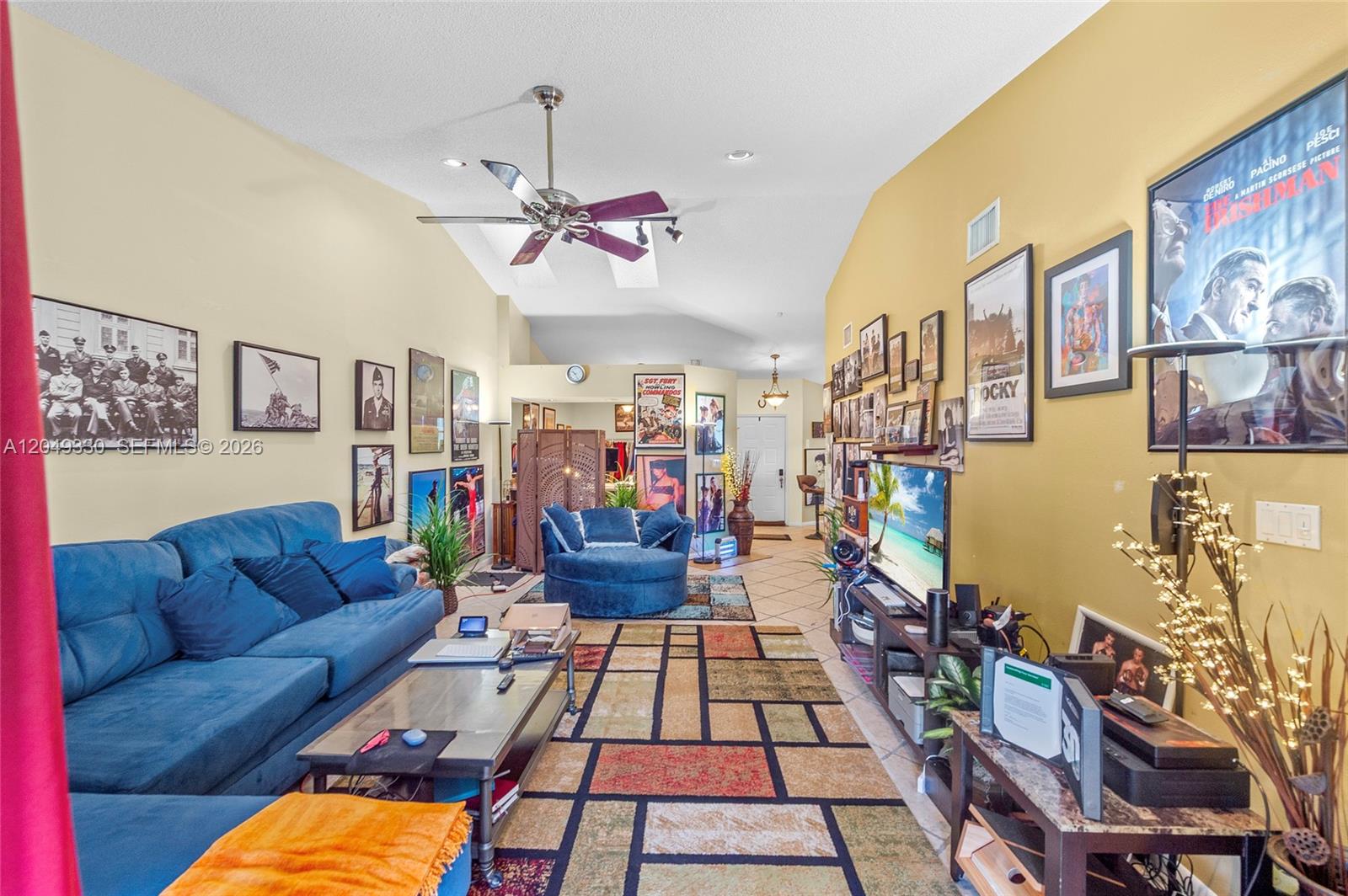 8220 Waterford Ln