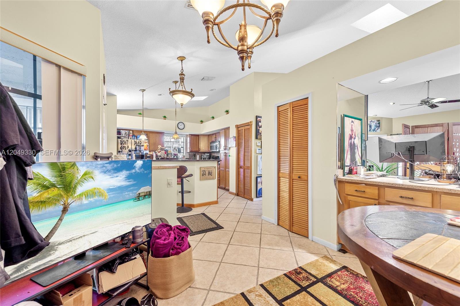 8220 Waterford Ln
