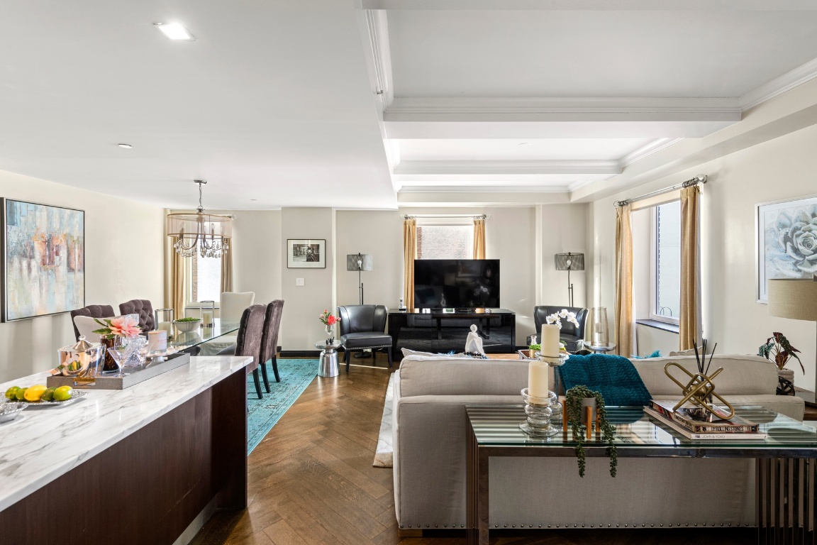 160 Central Park S 1709