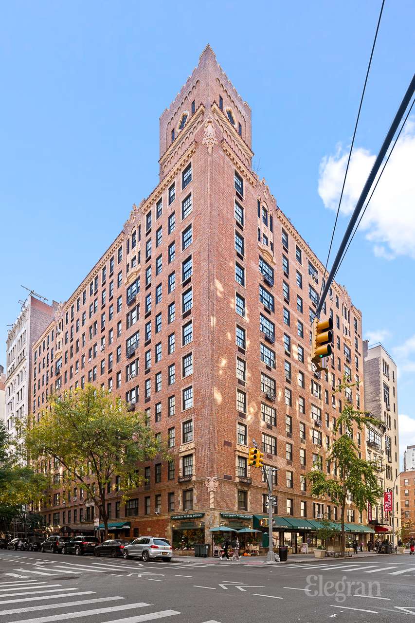 28 E 10th Street 10B