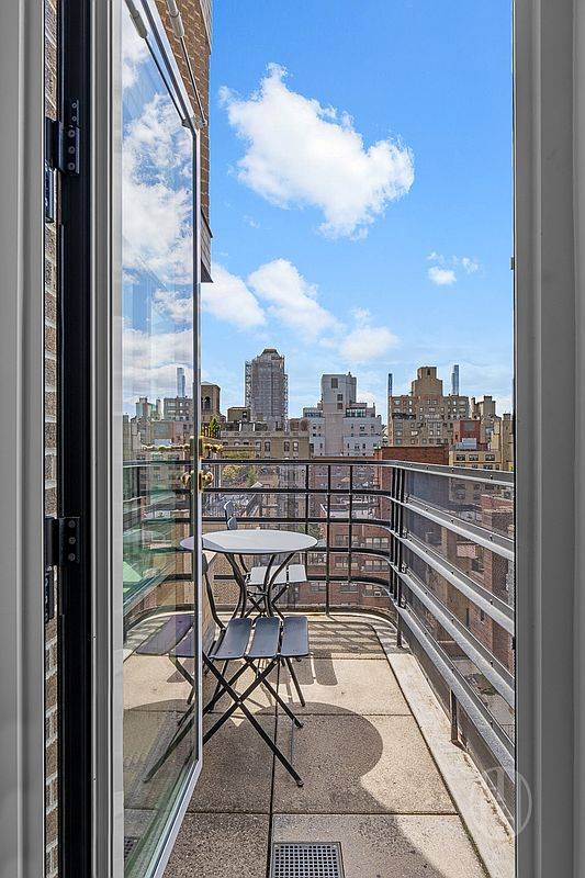 19 E 88th Street PHD