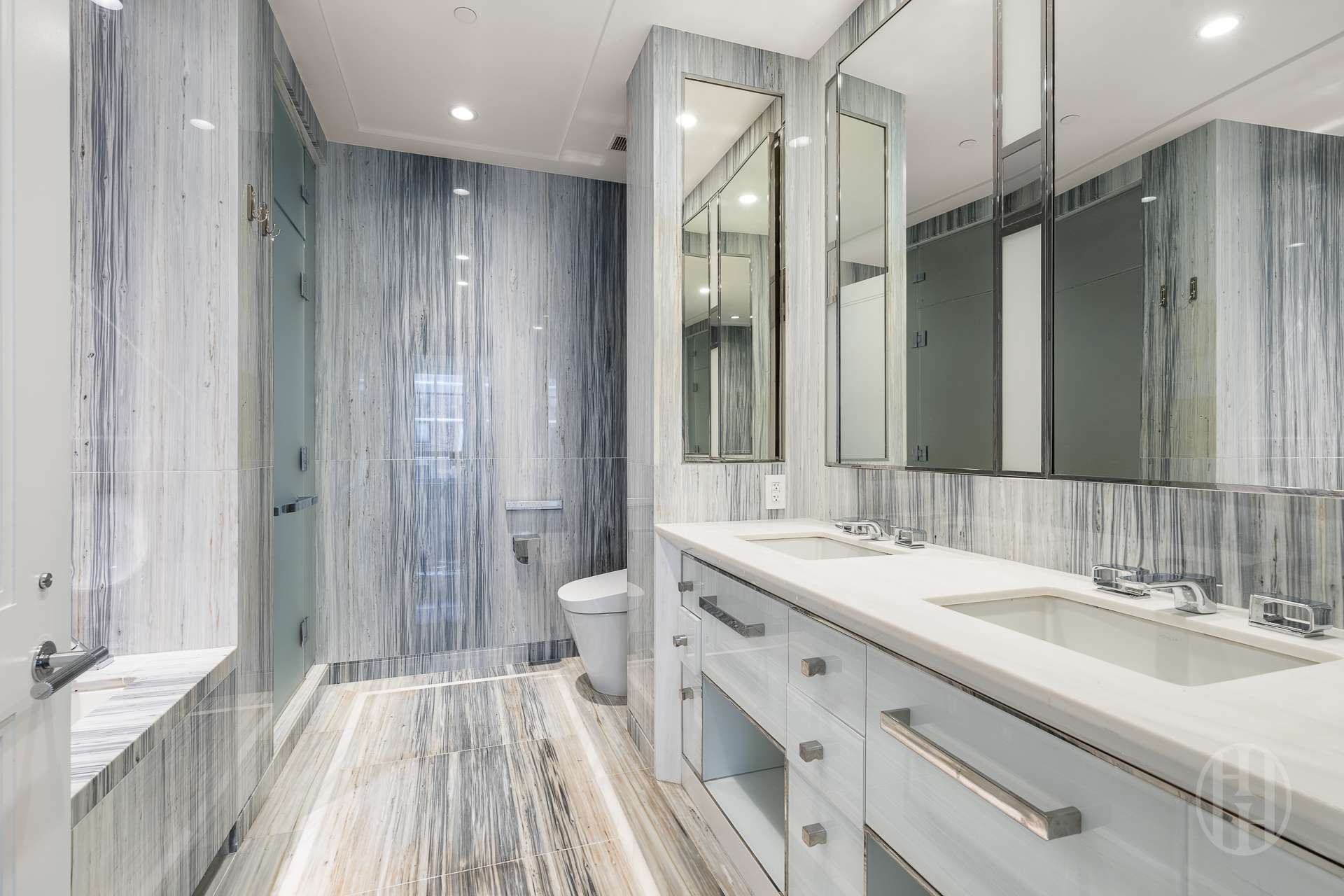 200 E 95th Street 5C