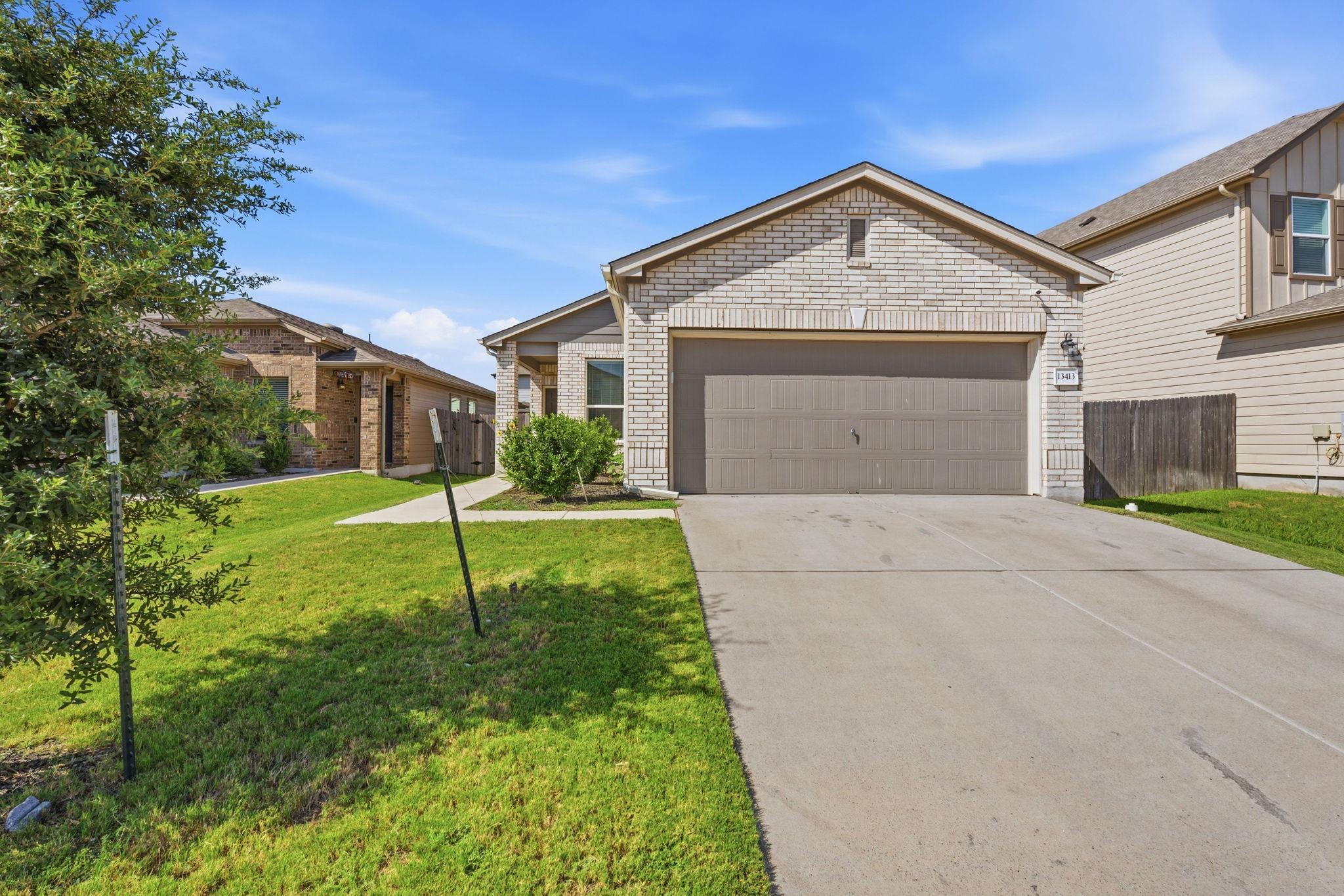 13413 Abigail Adams ST