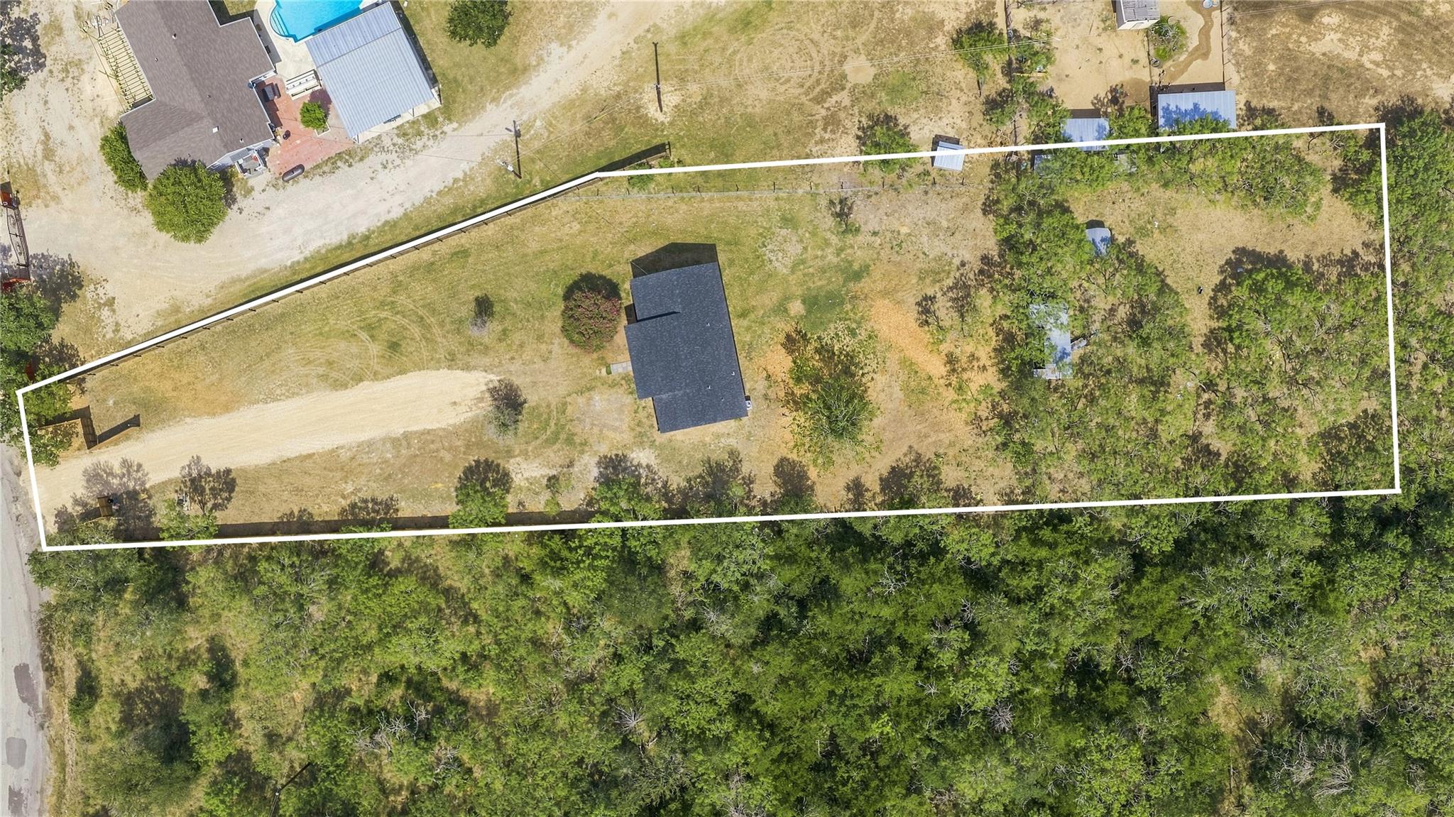 747 Chamberlin RD