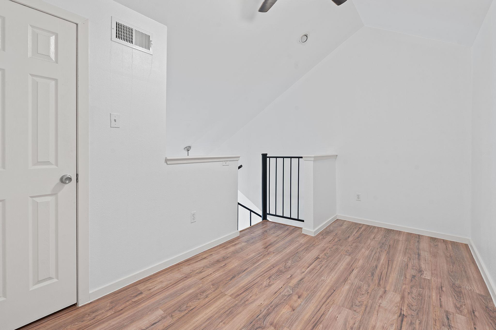 1840 Burton DR # 208