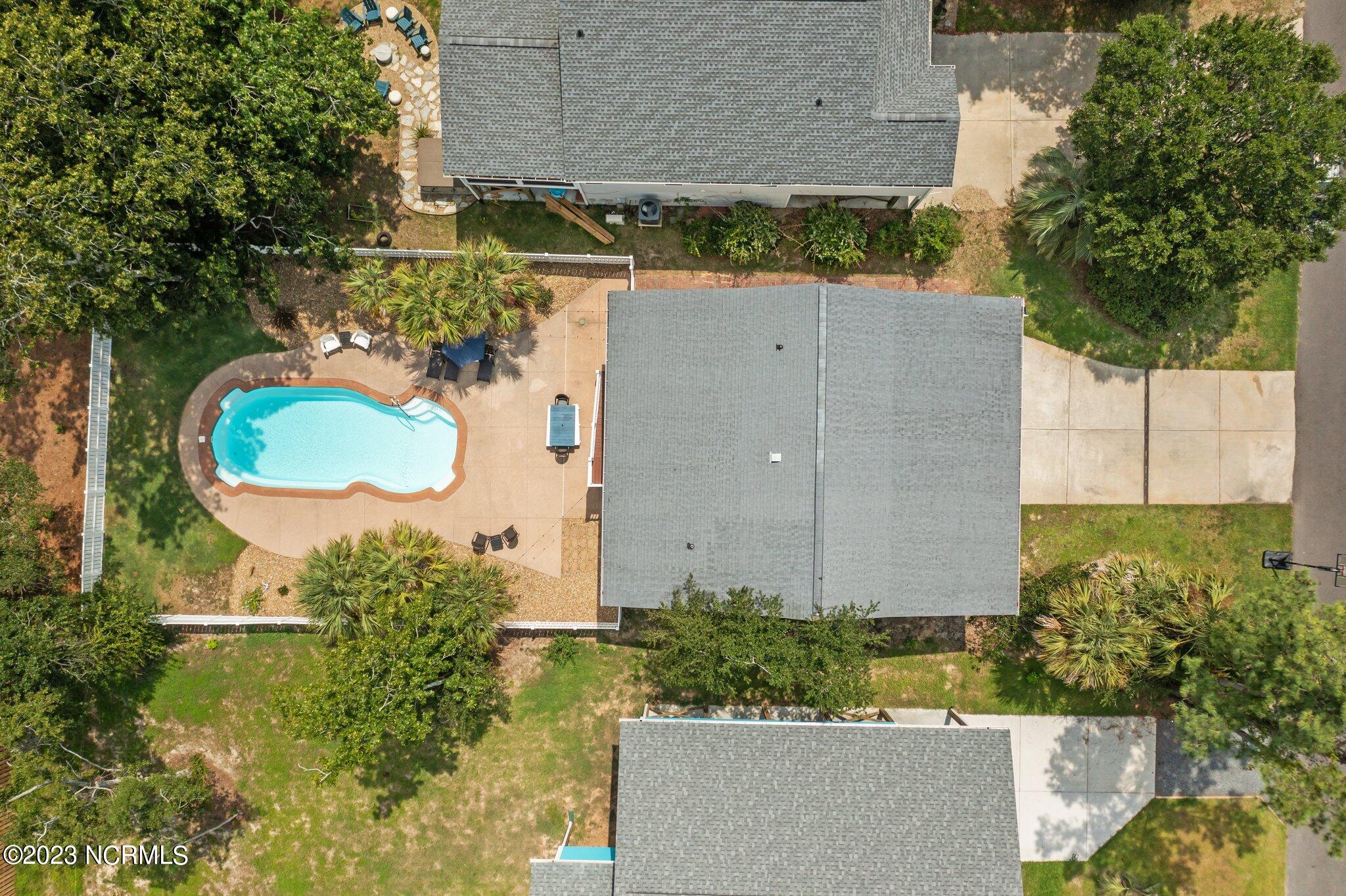 336 NE 40th Street