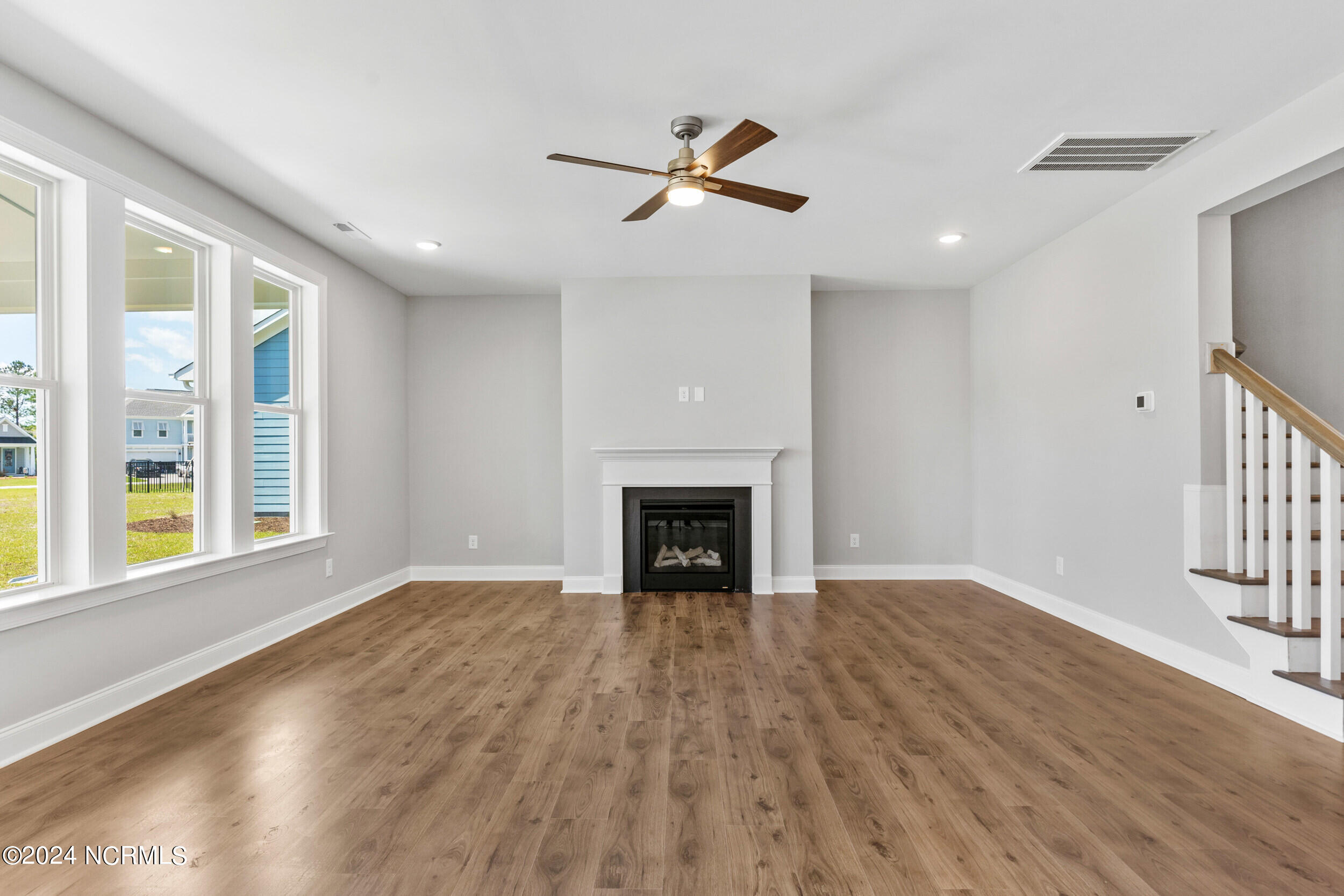 266 Sailor Sky Way, 416