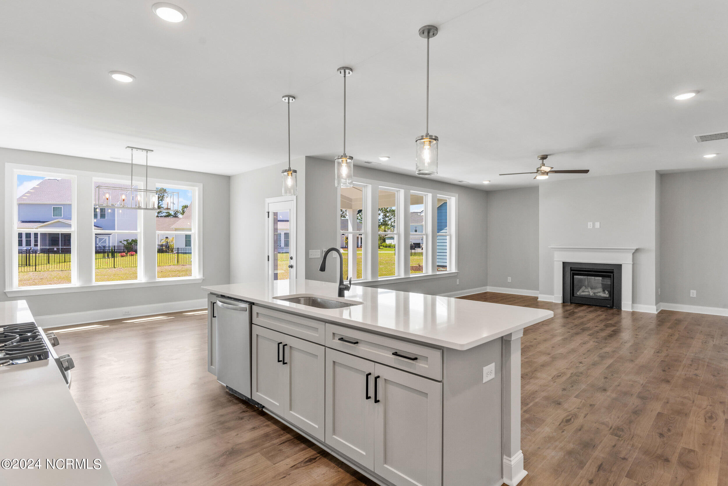 266 Sailor Sky Way, 416