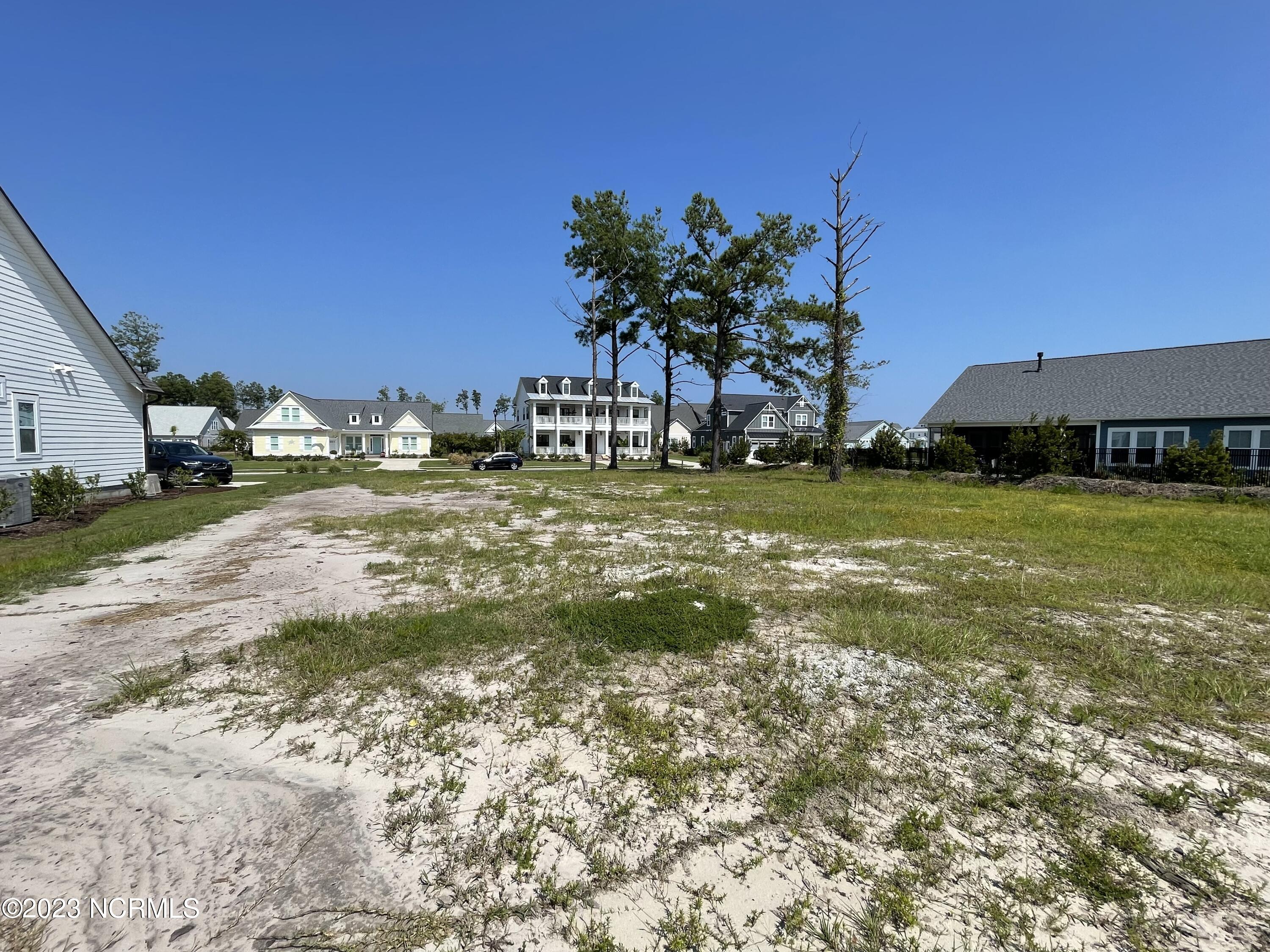 200 213 E Keel East Drive