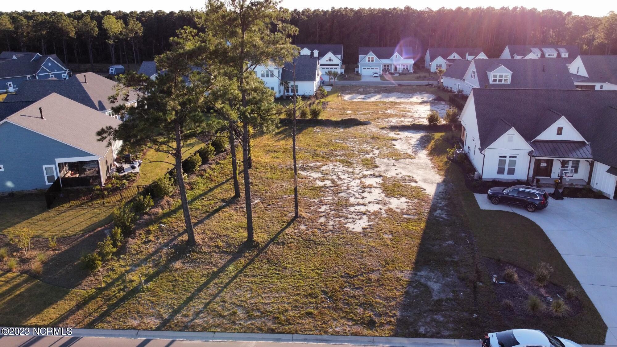 200 213 E Keel East Drive