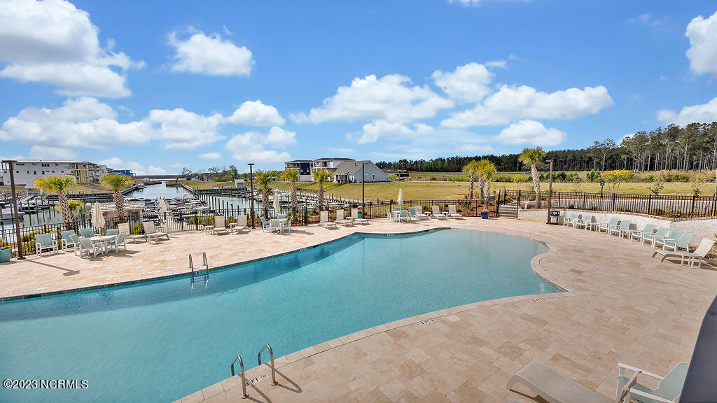 200 213 E Keel East Drive