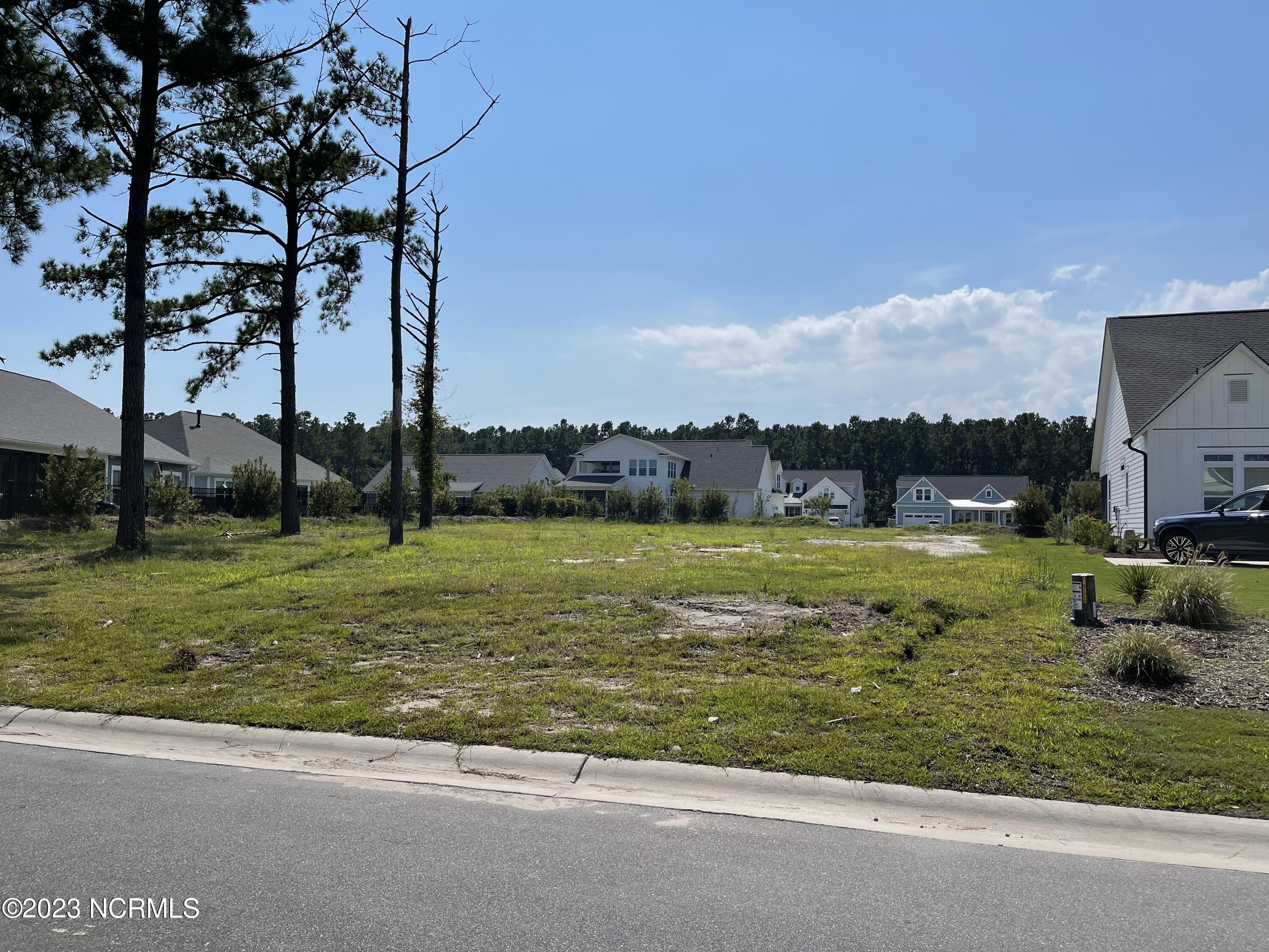 200 213 E Keel East Drive
