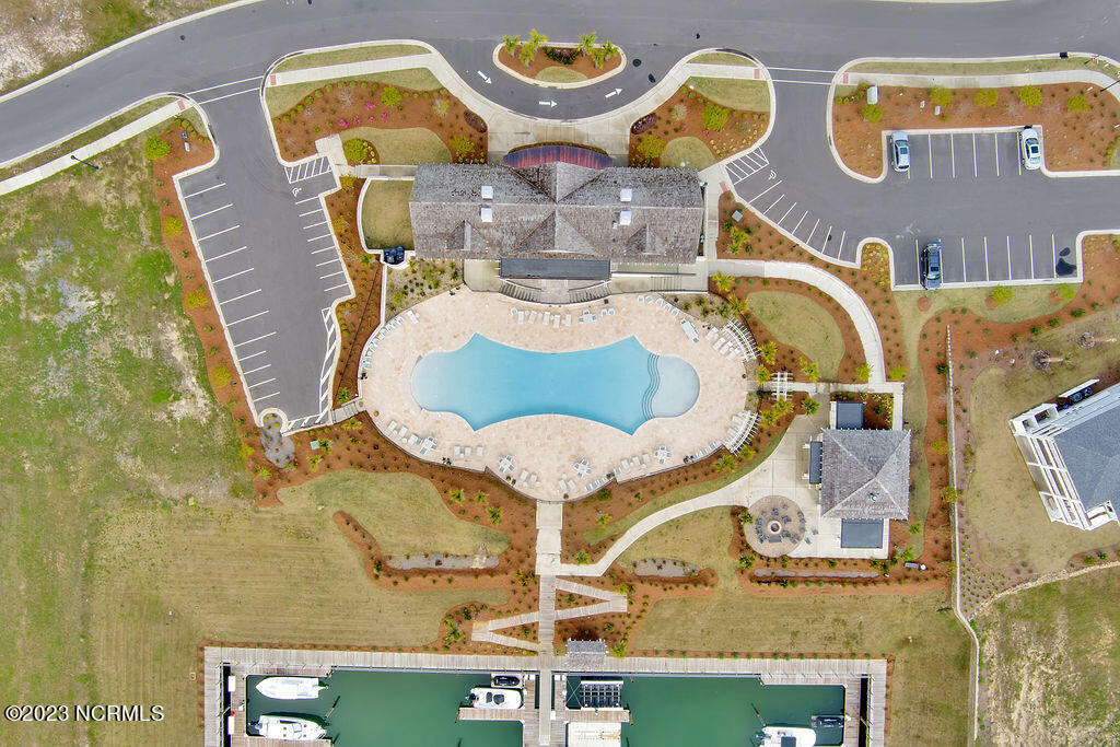 200 213 E Keel East Drive